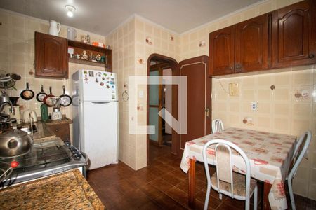 Casa à venda com 100m², 3 quartos e 2 vagasCozinha