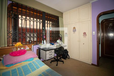 Casa à venda com 100m², 3 quartos e 2 vagasQuarto 2