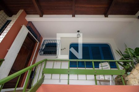 Casa à venda com 100m², 3 quartos e 2 vagasFachada