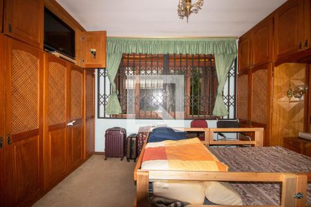 Casa à venda com 100m², 3 quartos e 2 vagasSuíte