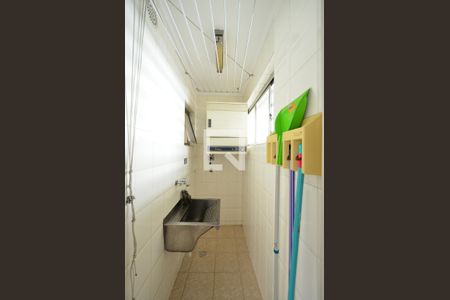 Apartamento para alugar com 58m², 2 quartos e 1 vagaÁrea de Serviço