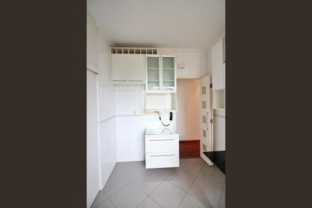 Apartamento para alugar com 89m², 2 quartos e 2 vagasCozinha