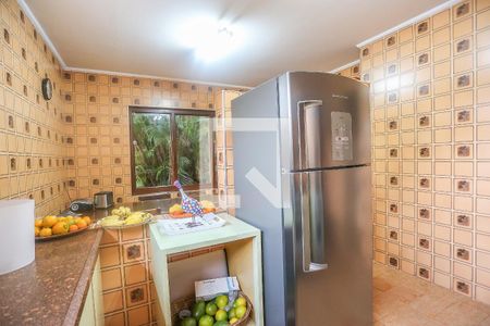 Casa à venda com 300m², 3 quartos e 3 vagas Casa à venda com 300m², 3 quartos e 3 vagasCozinha