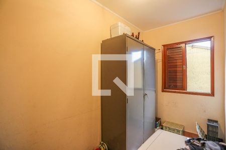 Casa à venda com 300m², 3 quartos e 3 vagas Casa à venda com 300m², 3 quartos e 3 vagasQuarto de Serviço