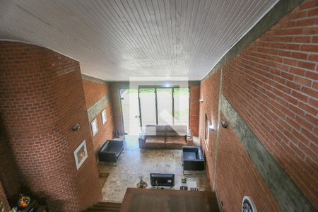 Casa à venda com 300m², 3 quartos e 3 vagas Casa à venda com 300m², 3 quartos e 3 vagasMezzanino