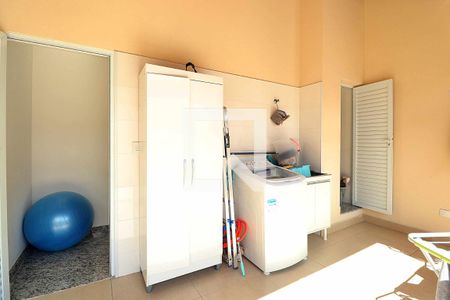 Apartamento à venda com 108m², 2 quartos e 1 vagaÁrea de Serviço