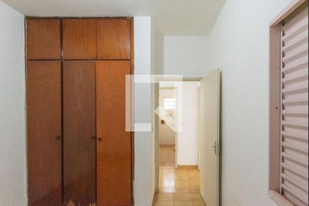 Casa à venda com 155m², 3 quartos e 5 vagas Casa à venda com 155m², 3 quartos e 5 vagasQuarto 2