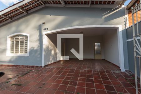Casa à venda com 155m², 3 quartos e 5 vagas Casa à venda com 155m², 3 quartos e 5 vagasGaragem
