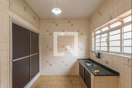 Casa à venda com 155m², 3 quartos e 5 vagas Casa à venda com 155m², 3 quartos e 5 vagasCozinha