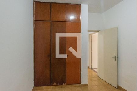 Casa à venda com 155m², 3 quartos e 5 vagas Casa à venda com 155m², 3 quartos e 5 vagasQuarto 2