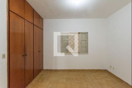 Casa à venda com 155m², 3 quartos e 5 vagas Casa à venda com 155m², 3 quartos e 5 vagasSuíte
