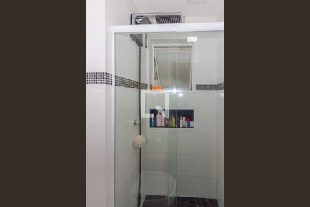 Apartamento à venda com 128m², 4 quartos e sem vaga Apartamento à venda com 128m², 4 quartos e sem vagaBanheiro