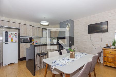 Apartamento à venda com 128m², 4 quartos e sem vaga Apartamento à venda com 128m², 4 quartos e sem vagaCozinha