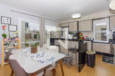 Apartamento à venda com 128m², 4 quartos e sem vaga Apartamento à venda com 128m², 4 quartos e sem vagaCozinha