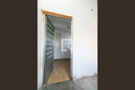 Casa à venda com 360m², 1 quarto e 3 vagas Casa à venda com 360m², 1 quarto e 3 vagasÁrea de Serviç