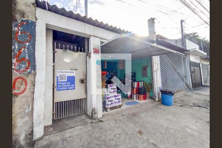 Casa à venda com 360m², 1 quarto e 3 vagas Casa à venda com 360m², 1 quarto e 3 vagasFachada