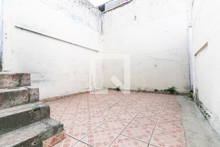 Casa à venda com 360m², 1 quarto e 3 vagas Casa à venda com 360m², 1 quarto e 3 vagasTerreno