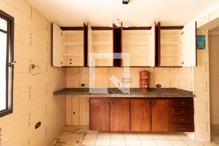 Casa à venda com 200m², 3 quartos e 2 vagas Casa à venda com 200m², 3 quartos e 2 vagasCopa / Cozinha