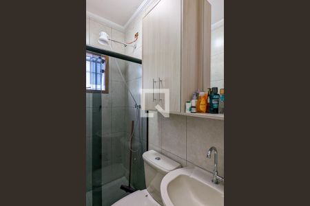 Casa à venda com 150m², 4 quartos e 2 vagas Casa à venda com 150m², 4 quartos e 2 vagasBanheiro da suíte