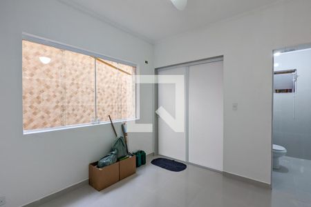 Casa à venda com 150m², 4 quartos e 2 vagas Casa à venda com 150m², 4 quartos e 2 vagasQuarto da suíte da casa 2