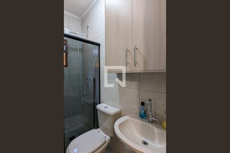 Casa à venda com 150m², 4 quartos e 2 vagas Casa à venda com 150m², 4 quartos e 2 vagasBanheiro