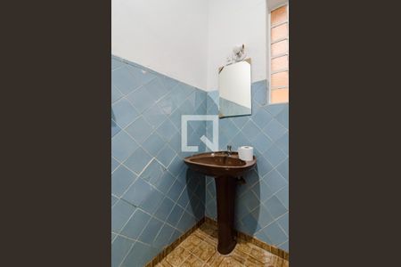 Casa à venda com 126m², 2 quartos e 8 vagas Casa à venda com 126m², 2 quartos e 8 vagasBanheiro