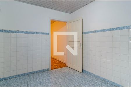 Casa à venda com 126m², 2 quartos e 8 vagas Casa à venda com 126m², 2 quartos e 8 vagasCozinha edícula