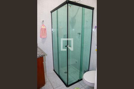 Casa à venda com 267m², 5 quartos e 2 vagas Casa à venda com 267m², 5 quartos e 2 vagasBanheiro 2