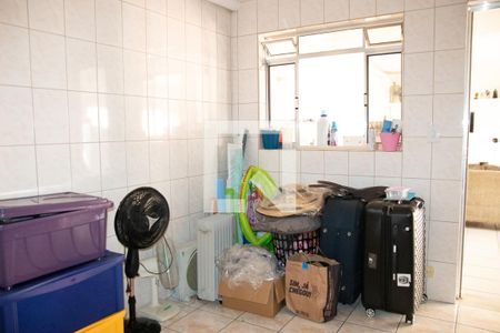 Casa à venda com 267m², 5 quartos e 2 vagas Casa à venda com 267m², 5 quartos e 2 vagasQuarto de Serviço 2