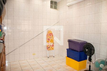 Casa à venda com 267m², 5 quartos e 2 vagas Casa à venda com 267m², 5 quartos e 2 vagasQuarto de Serviço 2