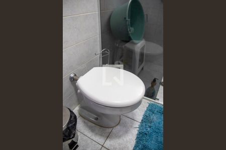 Casa à venda com 267m², 5 quartos e 2 vagas Casa à venda com 267m², 5 quartos e 2 vagasBanheiro do Quarto 3