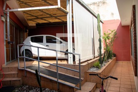Casa à venda com 267m², 5 quartos e 2 vagas Casa à venda com 267m², 5 quartos e 2 vagasGaragem