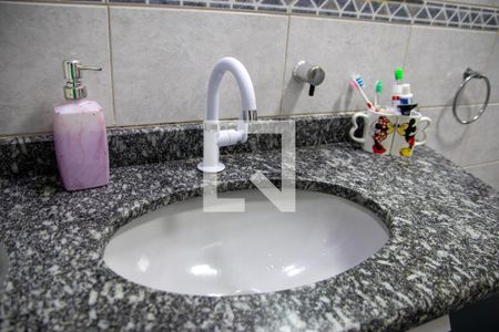 Casa à venda com 267m², 5 quartos e 2 vagas Casa à venda com 267m², 5 quartos e 2 vagasBanheiro do Quarto 3