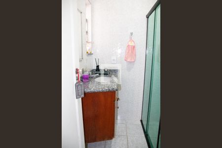 Casa à venda com 267m², 5 quartos e 2 vagas Casa à venda com 267m², 5 quartos e 2 vagasBanheiro 2