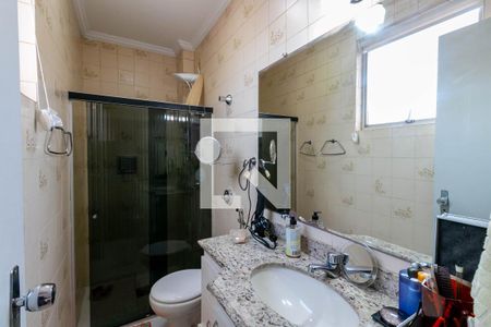Apartamento à venda com 72m², 3 quartos e 2 vagas Apartamento à venda com 72m², 3 quartos e 2 vagasBanheiro da Suíte
