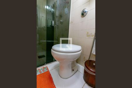 Apartamento à venda com 72m², 3 quartos e 2 vagas Apartamento à venda com 72m², 3 quartos e 2 vagasBanheiro da Suíte