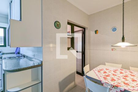 Apartamento à venda com 139m², 3 quartos e 2 vagasCozinha