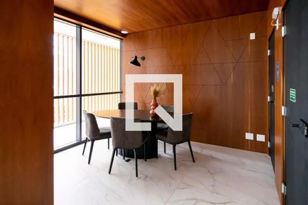 Studio para alugar com 23m², 1 quarto e sem vaga Studio para alugar com 23m², 1 quarto e sem vagaSala de Reuniões