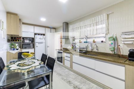 Casa para alugar com 147m², 2 quartos e 4 vagas Casa para alugar com 147m², 2 quartos e 4 vagasCozinha