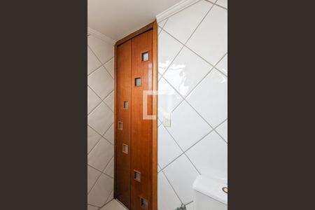 Apartamento à venda com 79m², 2 quartos e 1 vagaBanheiro da suíte