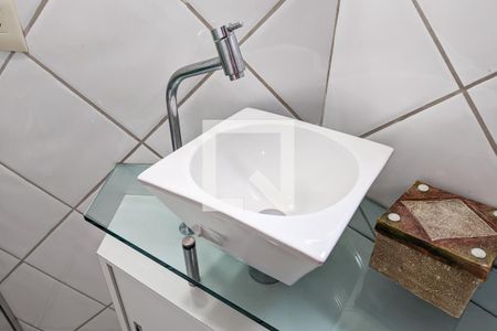 Apartamento à venda com 79m², 2 quartos e 1 vagaBanheiro da suíte