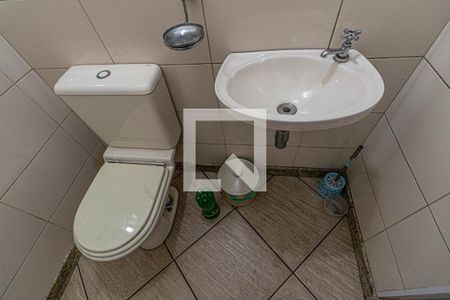 Casa à venda com 514m², 6 quartos e 8 vagas Casa à venda com 514m², 6 quartos e 8 vagasBanheiro de Serviço