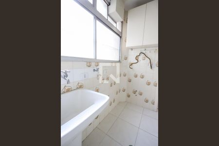 Apartamento à venda com 90m², 3 quartos e 2 vagasLavanderia