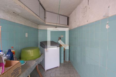 Casa à venda com 240m², 3 quartos e 2 vagasÁrea de Serviço