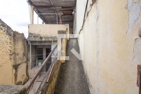 Casa à venda com 240m², 3 quartos e 2 vagasQuintal