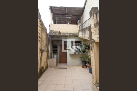 Casa à venda com 240m², 3 quartos e 2 vagasQuintal