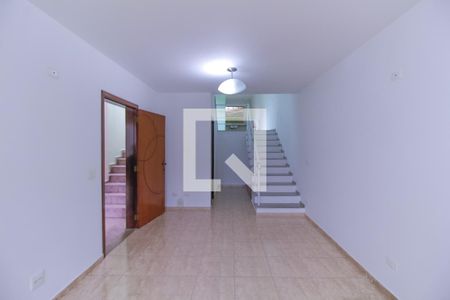 Sala de casa para alugar com 3 quartos, 150m² em Vila Lucia, São Paulo