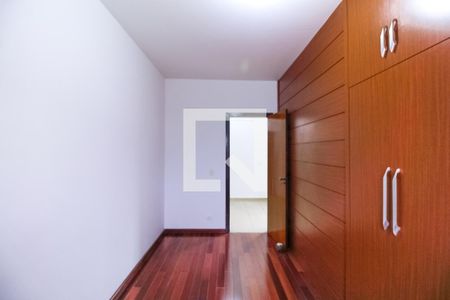 Quarto 2 de casa para alugar com 3 quartos, 150m² em Vila Lucia, São Paulo