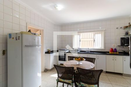 Casa à venda com 289m², 3 quartos e 10 vagasCozinha
