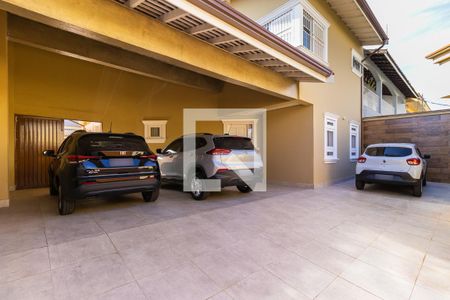Casa à venda com 289m², 3 quartos e 10 vagasVagas de garagem